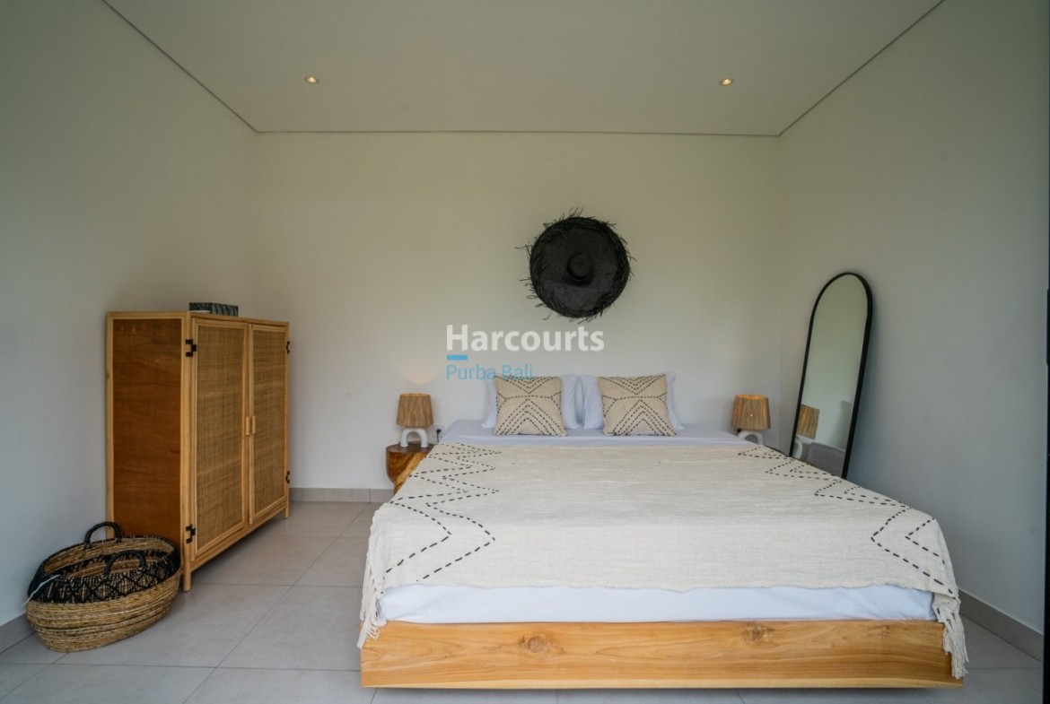 Situated Peaceful Residential Pocket Luxury Living
