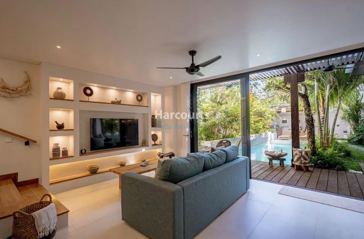 Discover Contemporary Tropical Living Luxury Living