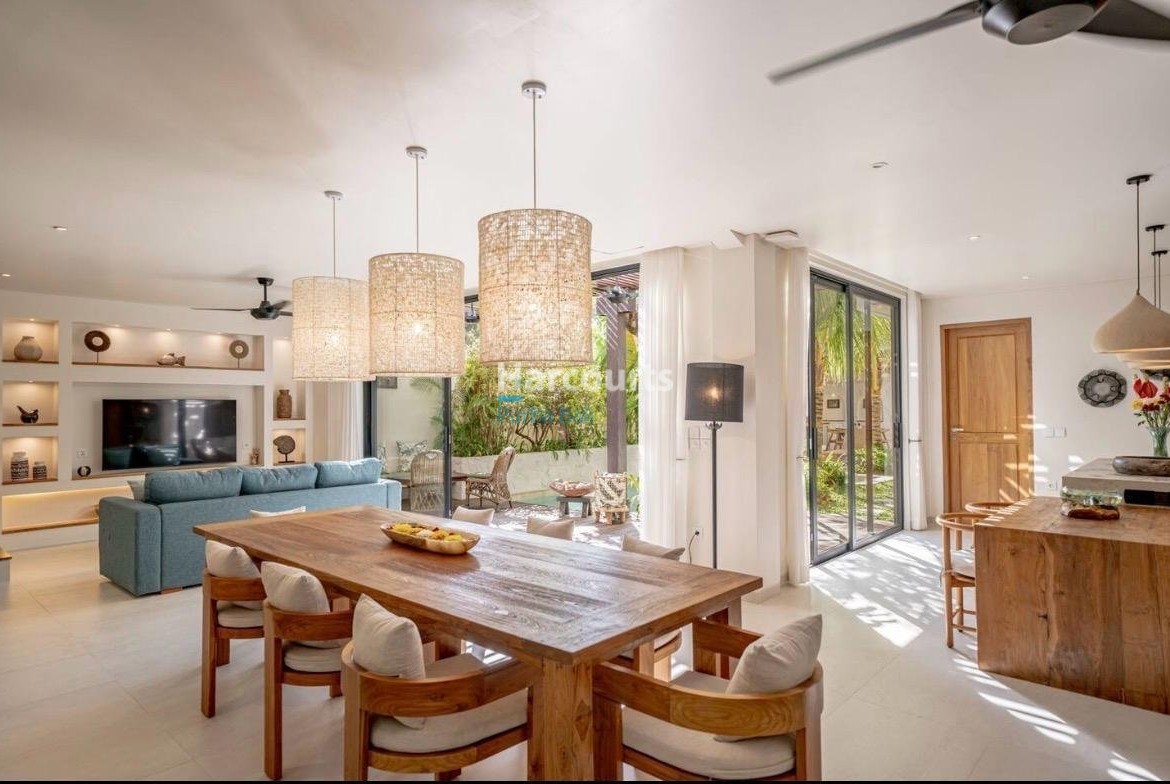 Discover Contemporary Tropical Living Property Investment