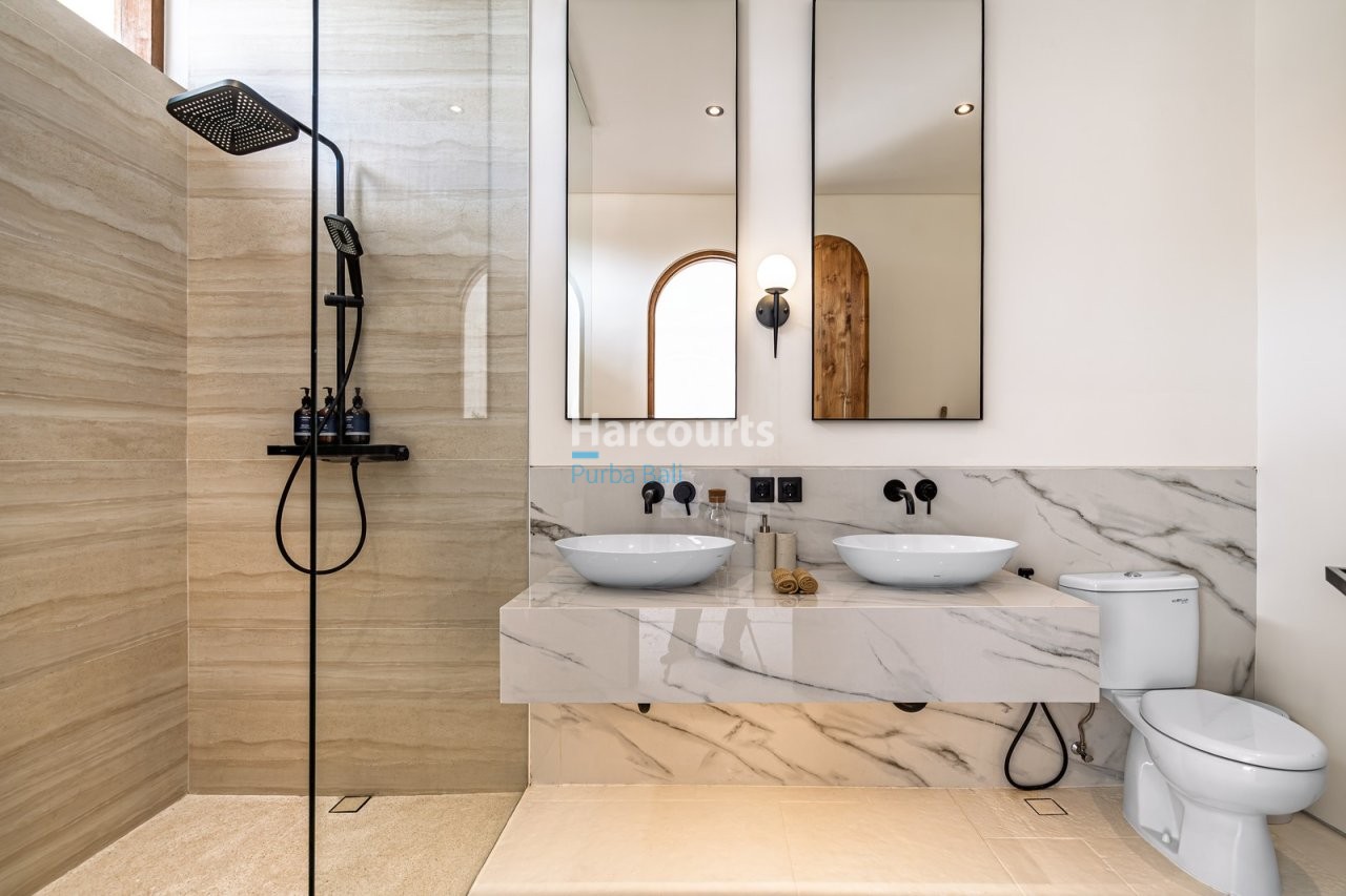 Experience Contemporary Tropical Living Luxury Living