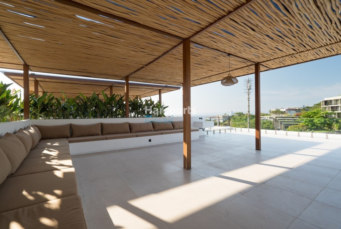 Experience Contemporary Tropical Living Real Estate Bali 1