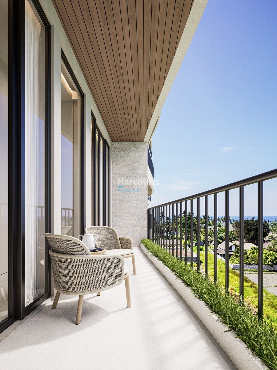 Located Heart Seseh Just Tropical Modern
