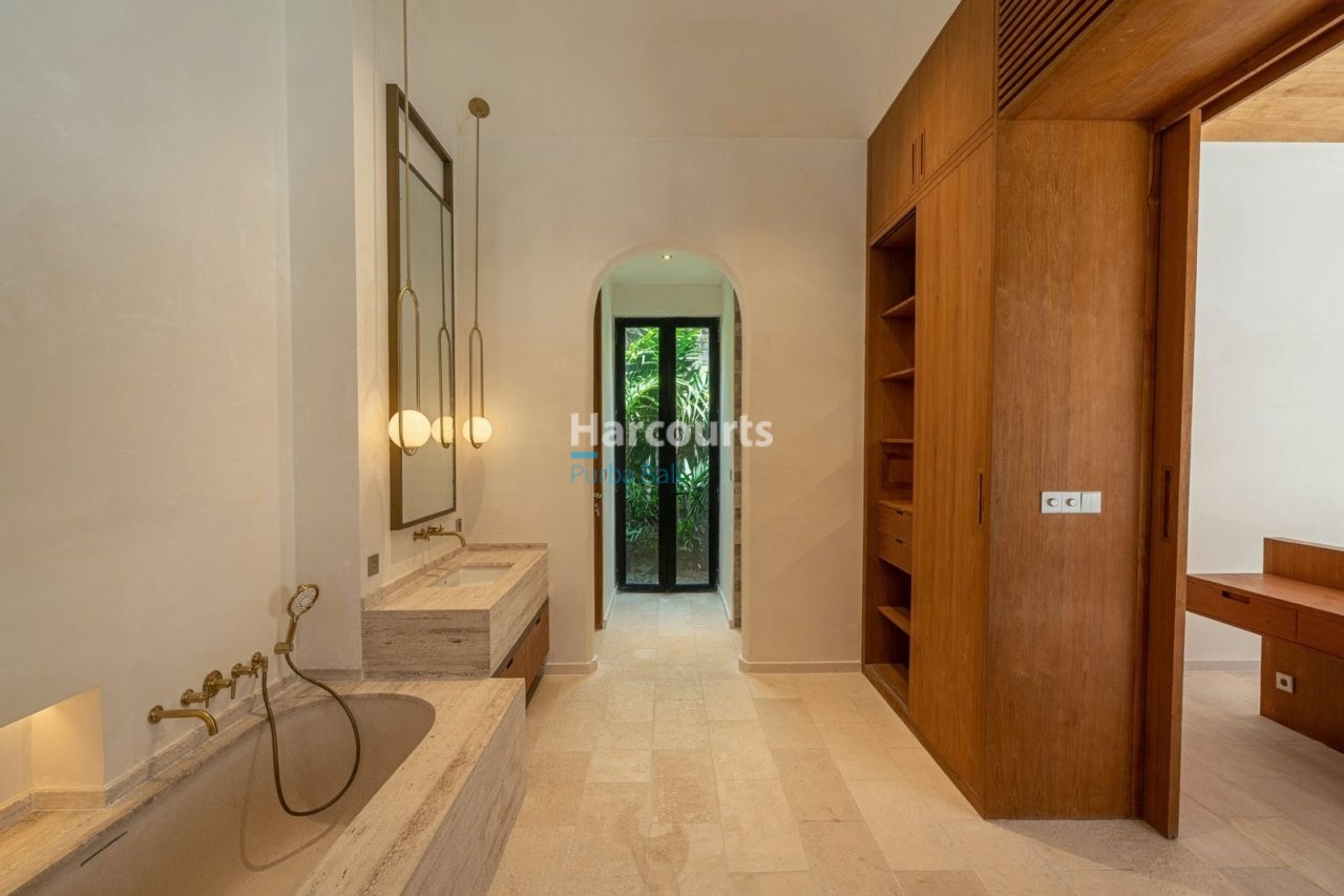 Ready Immediate Occupancy Breathtaking Leasehold Opportunity 1