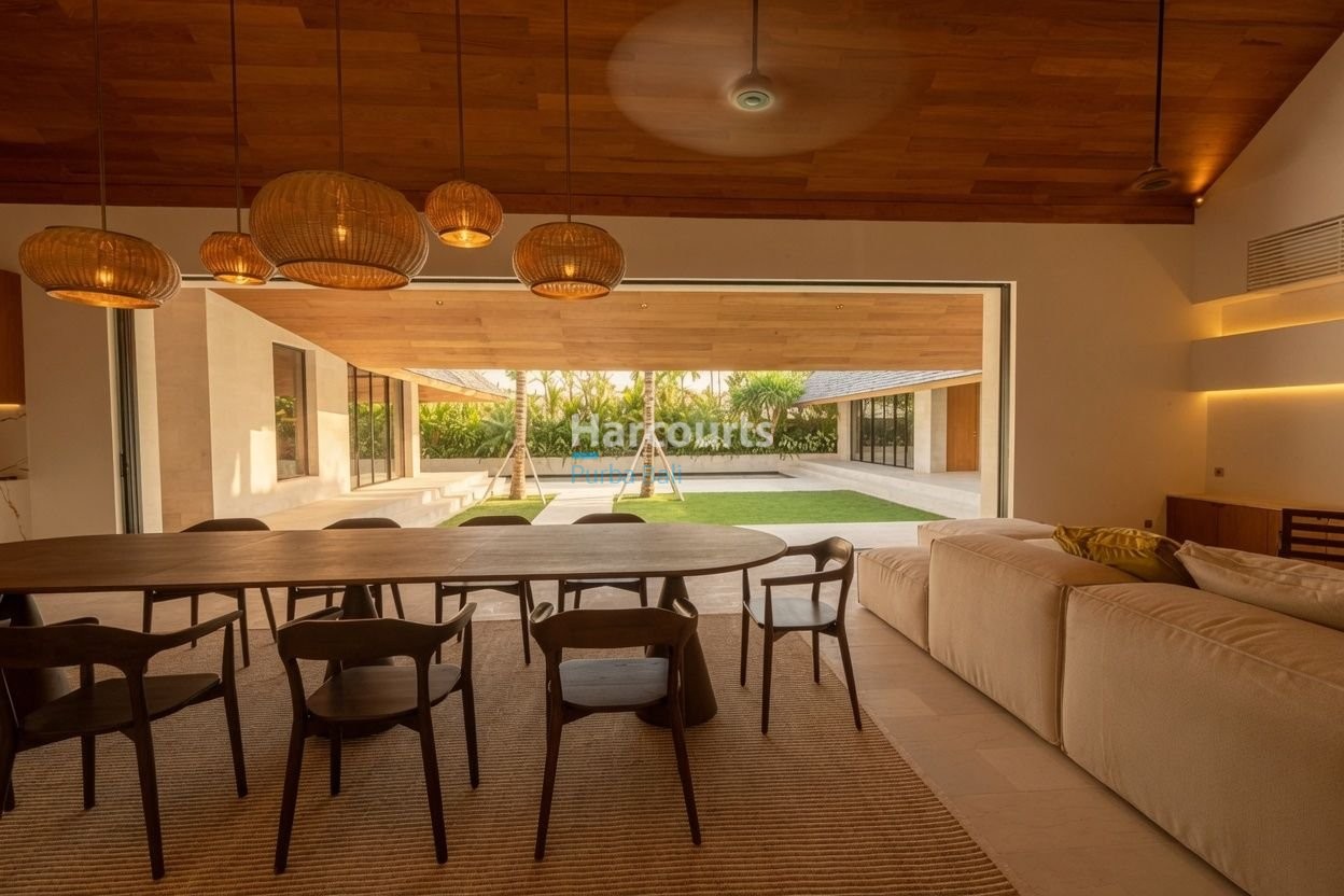 Ready Immediate Occupancy Breathtaking Luxury Living