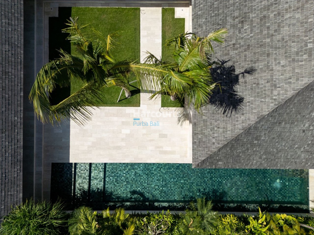 Ready Immediate Occupancy Breathtaking Tropical Modern