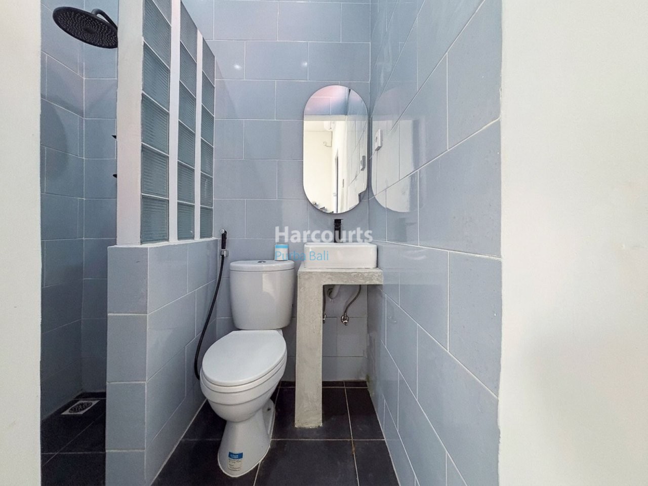 Secure Charming Leasehold Villa Leasehold Opportunity
