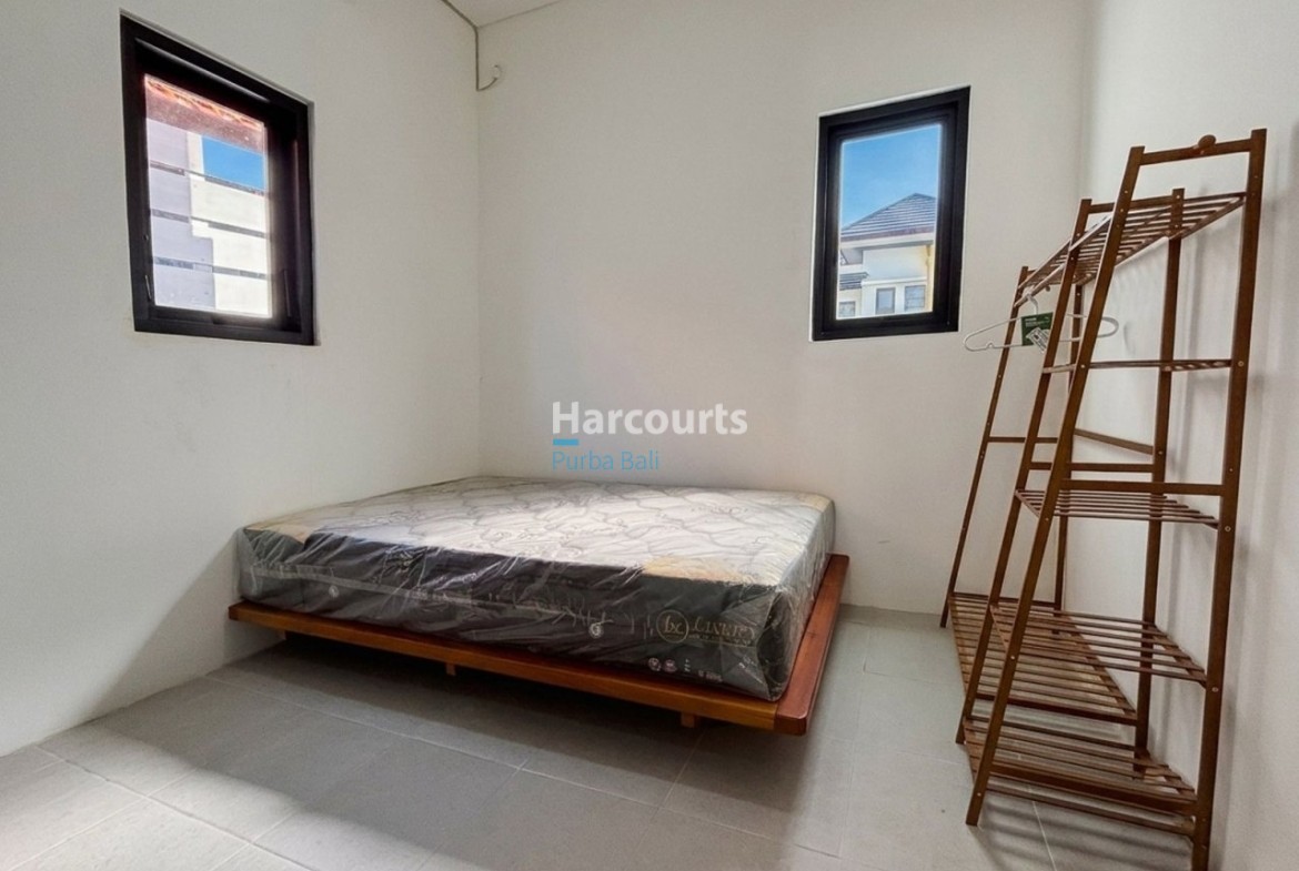 Secure Charming Leasehold Villa Property Investment