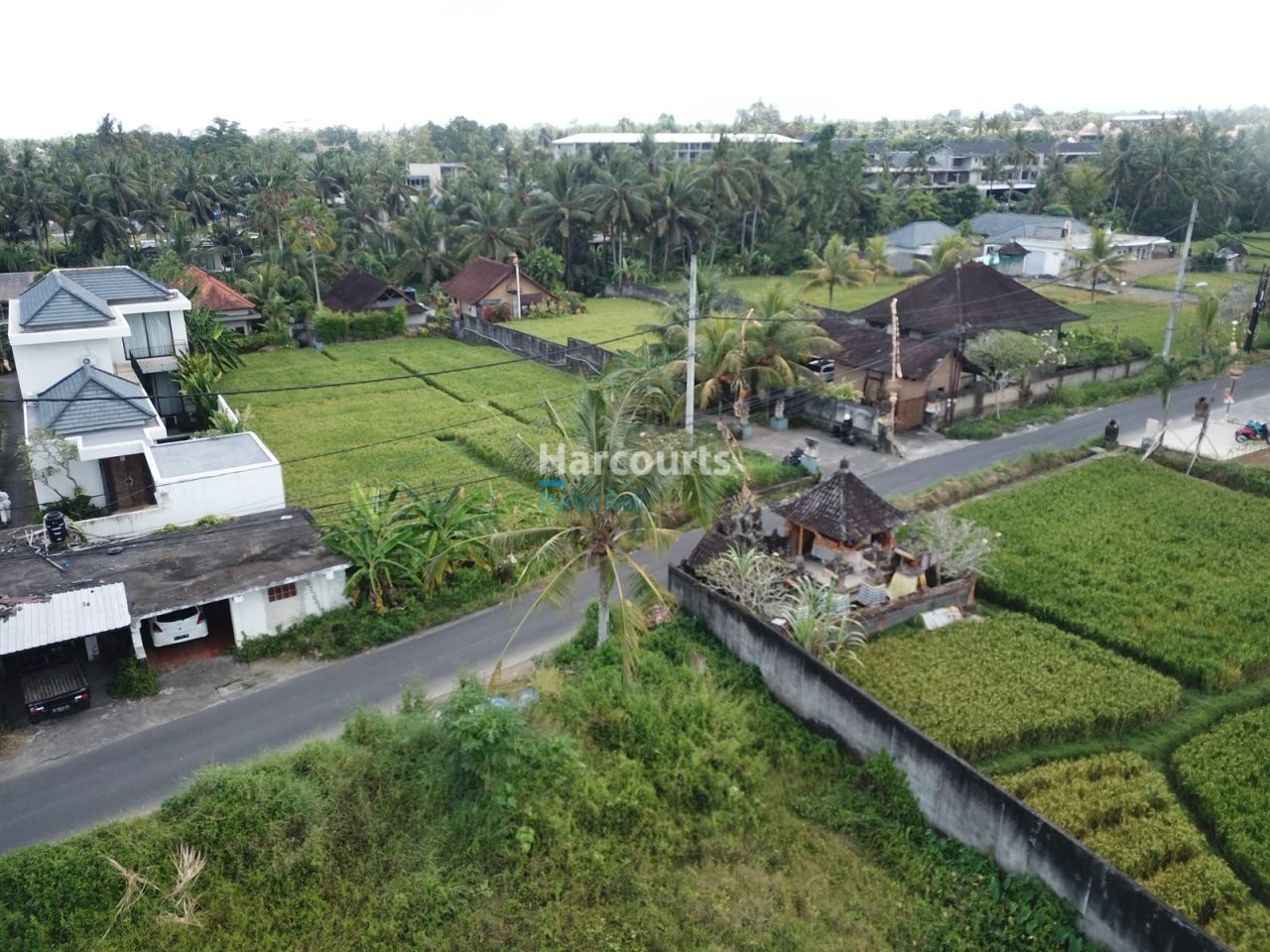 Situated Highly Desirable Petulu Freehold Ownership