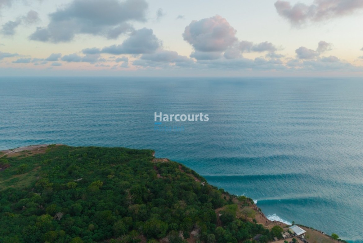 This Brand New Luxury Villa Ocean Breeze