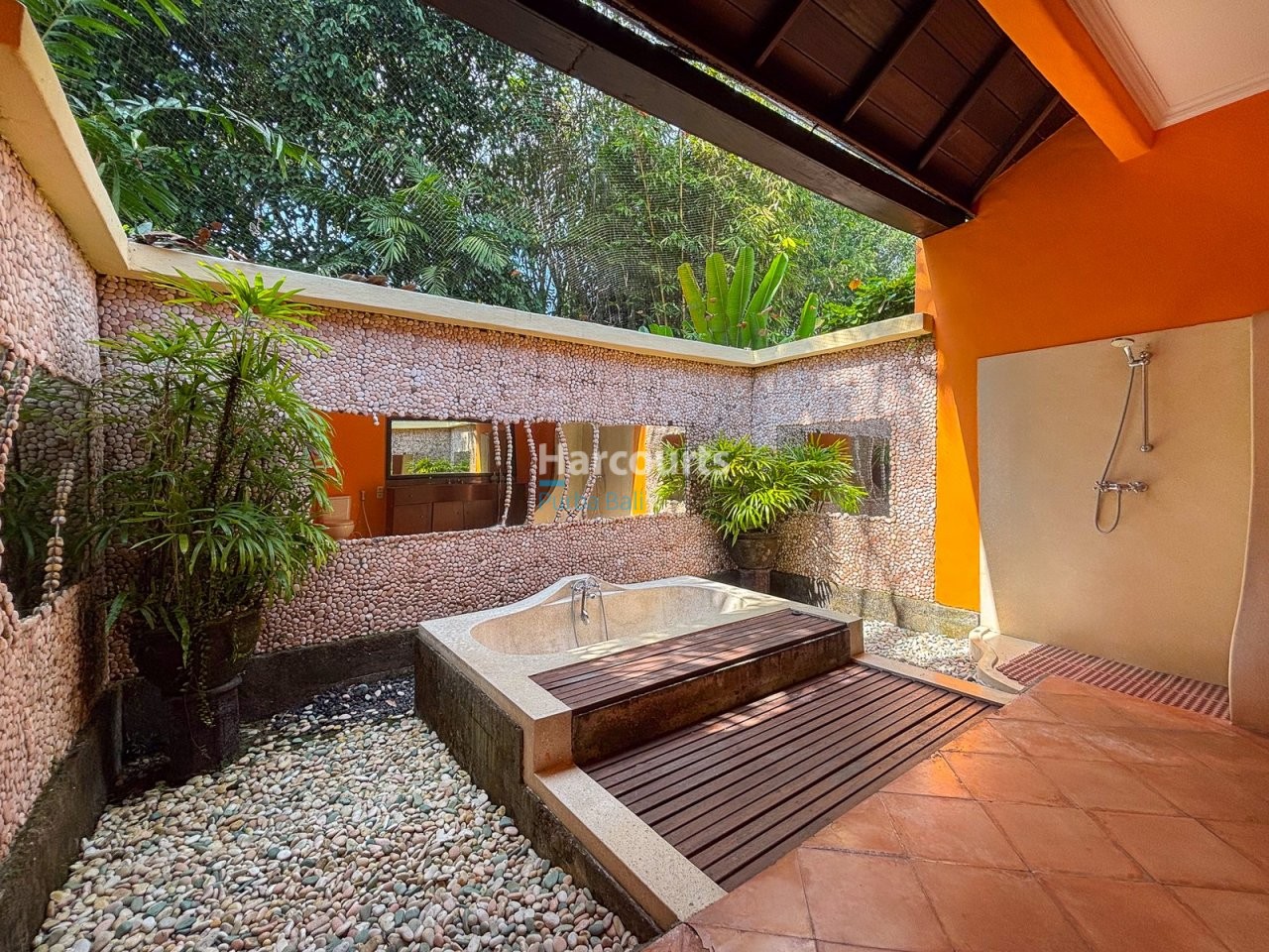 Within Lush Greenery Cepaka Holiday Rental