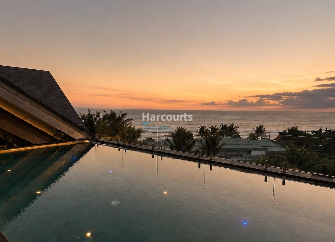 Positioned Directly Above Iconic Holiday Rental