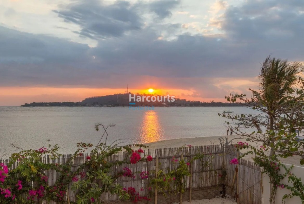 Positioned Directly Beachfront Gili For Sale