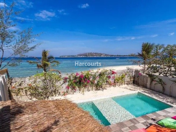 Positioned Directly Beachfront Gili Property Investment