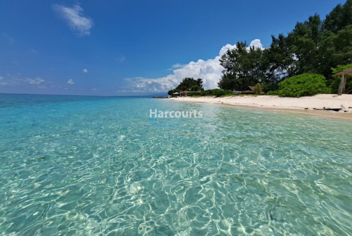 Positioned Directly Beachfront Gili Real Estate Bali