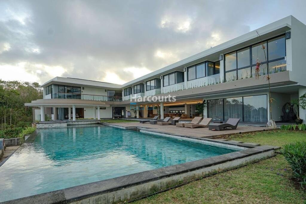 Positioned Elevated Landscape Uluwatu Property Investment