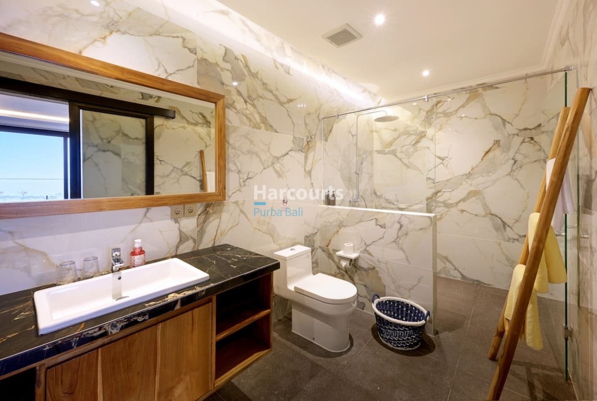 Positioned Sought After Pecatuuluwatu Area Freehold Ownership