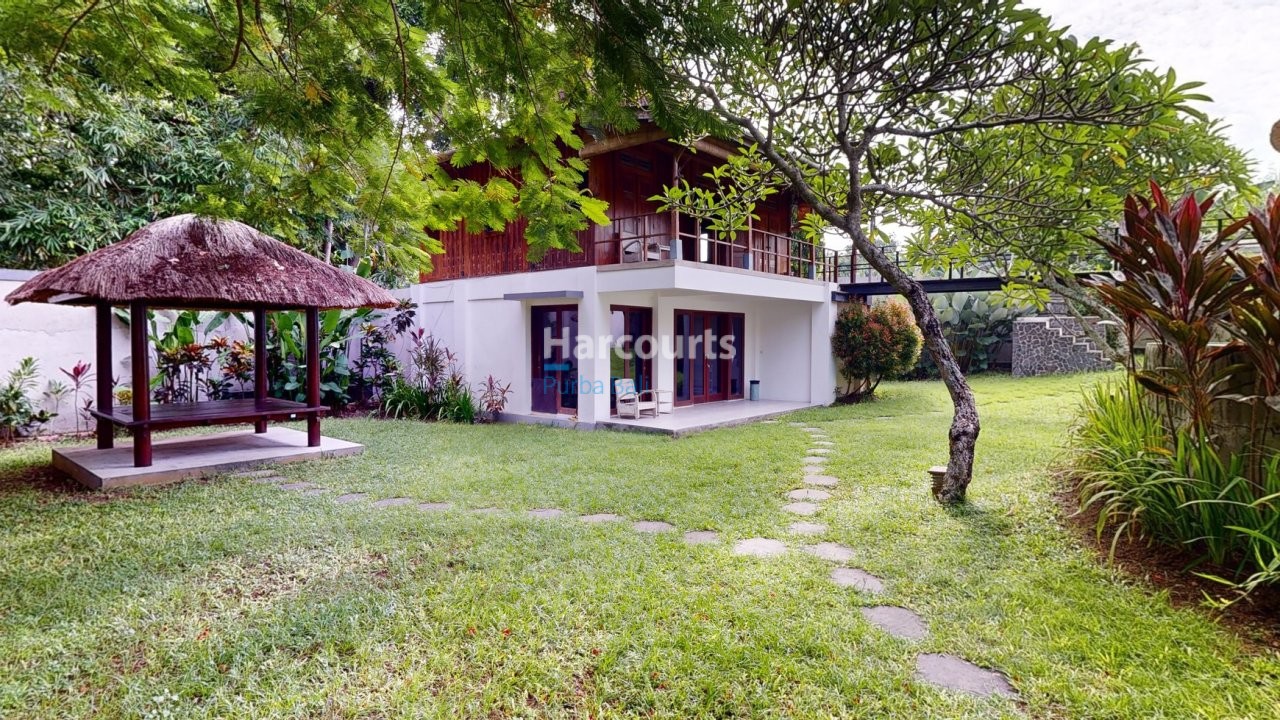 Set Across Impressive Sqm Holiday Rental