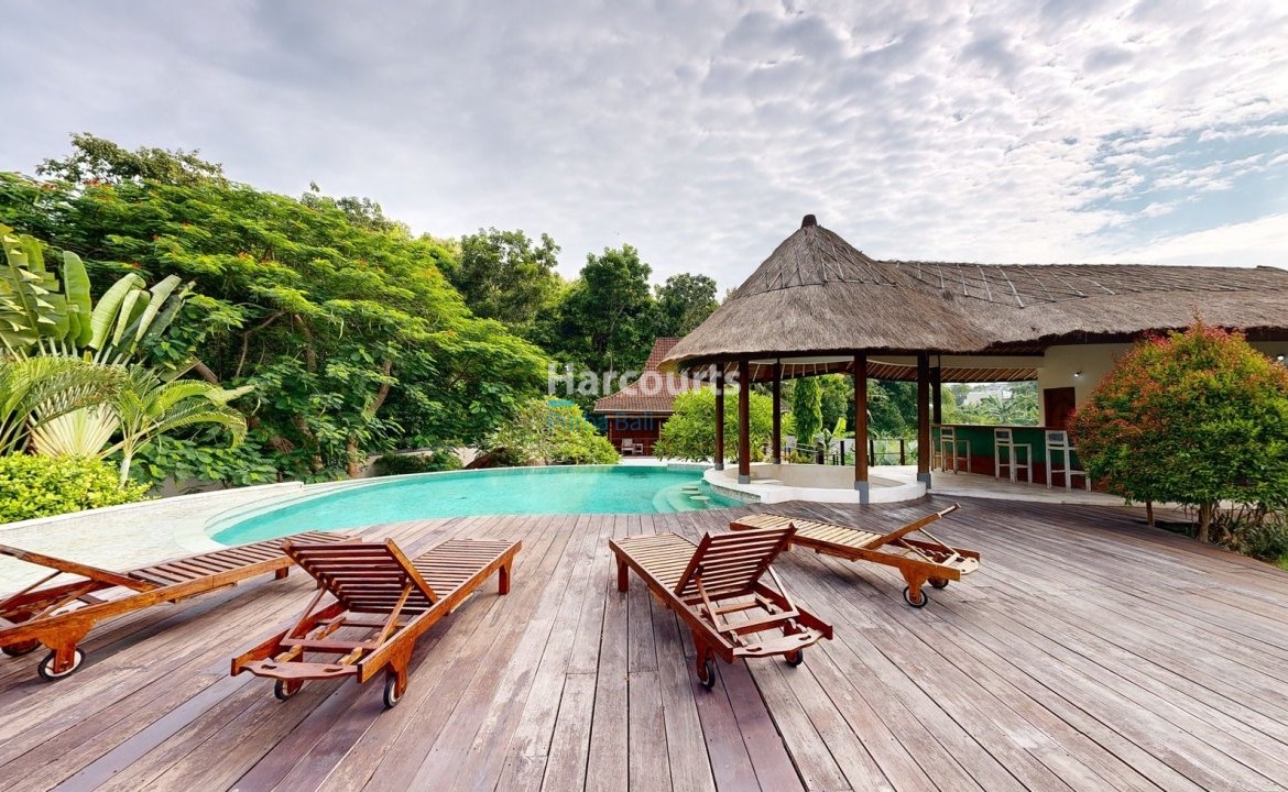 Set Across Impressive Sqm Property Investment 1