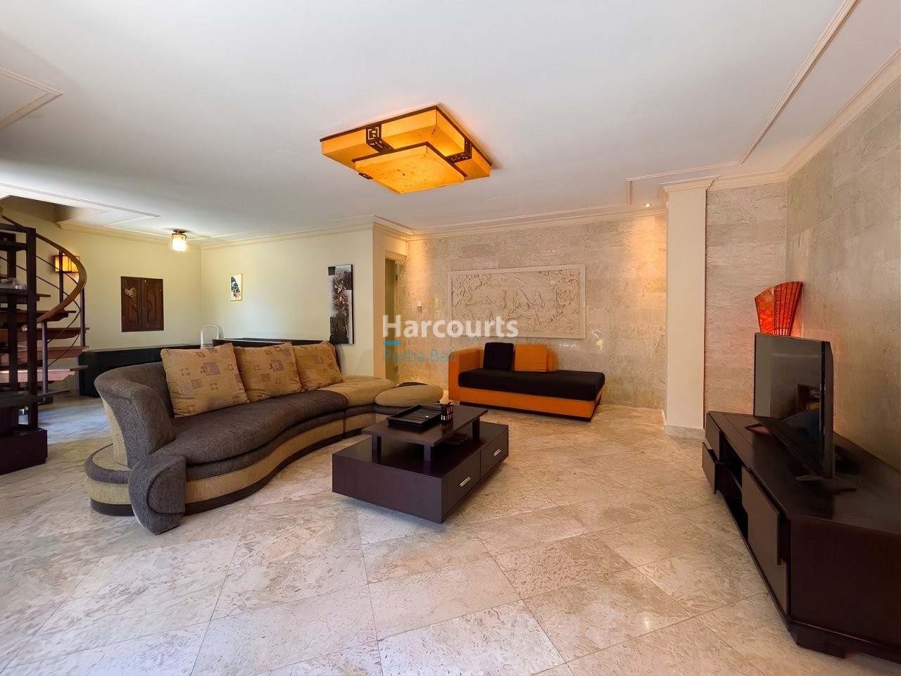 Set Along Jalan Melasti Luxury Living