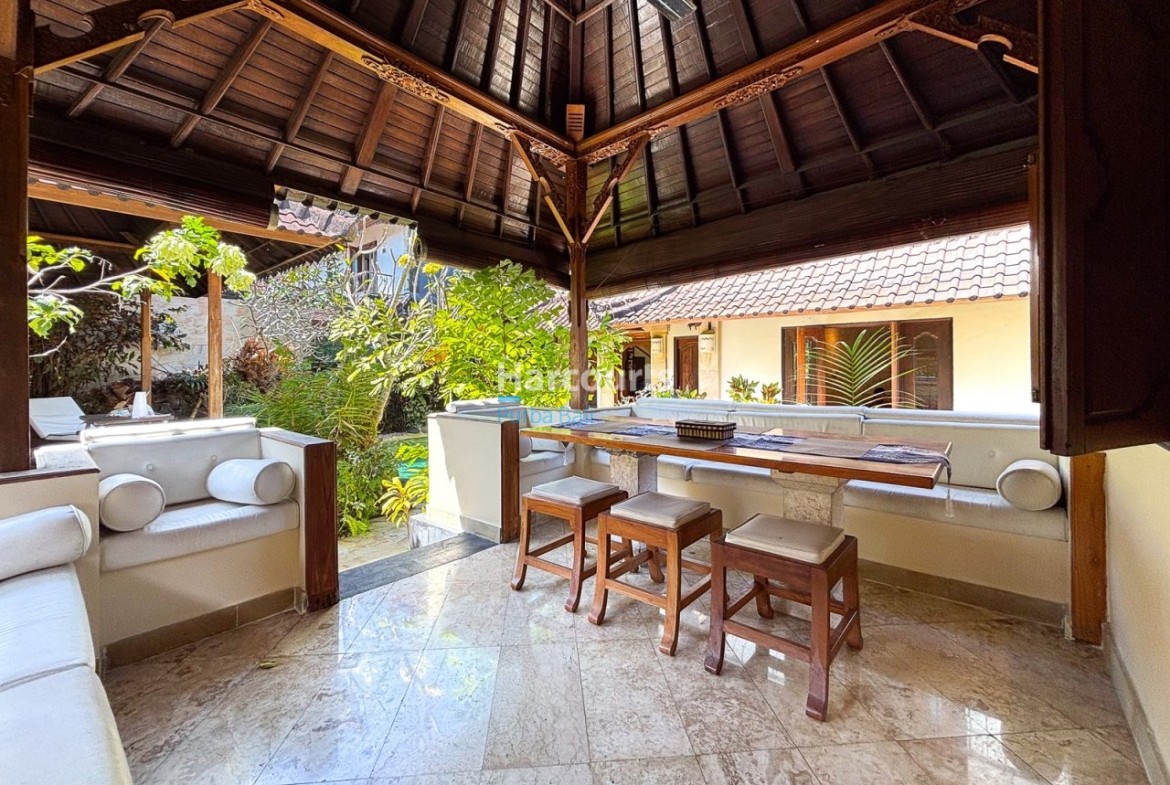 Set Along Jalan Melasti Ocean Breeze