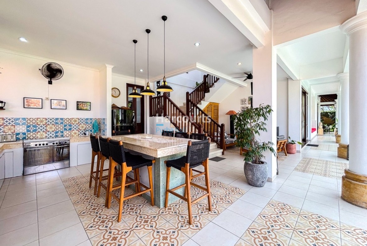 Set Desirable Cemagi This For Sale
