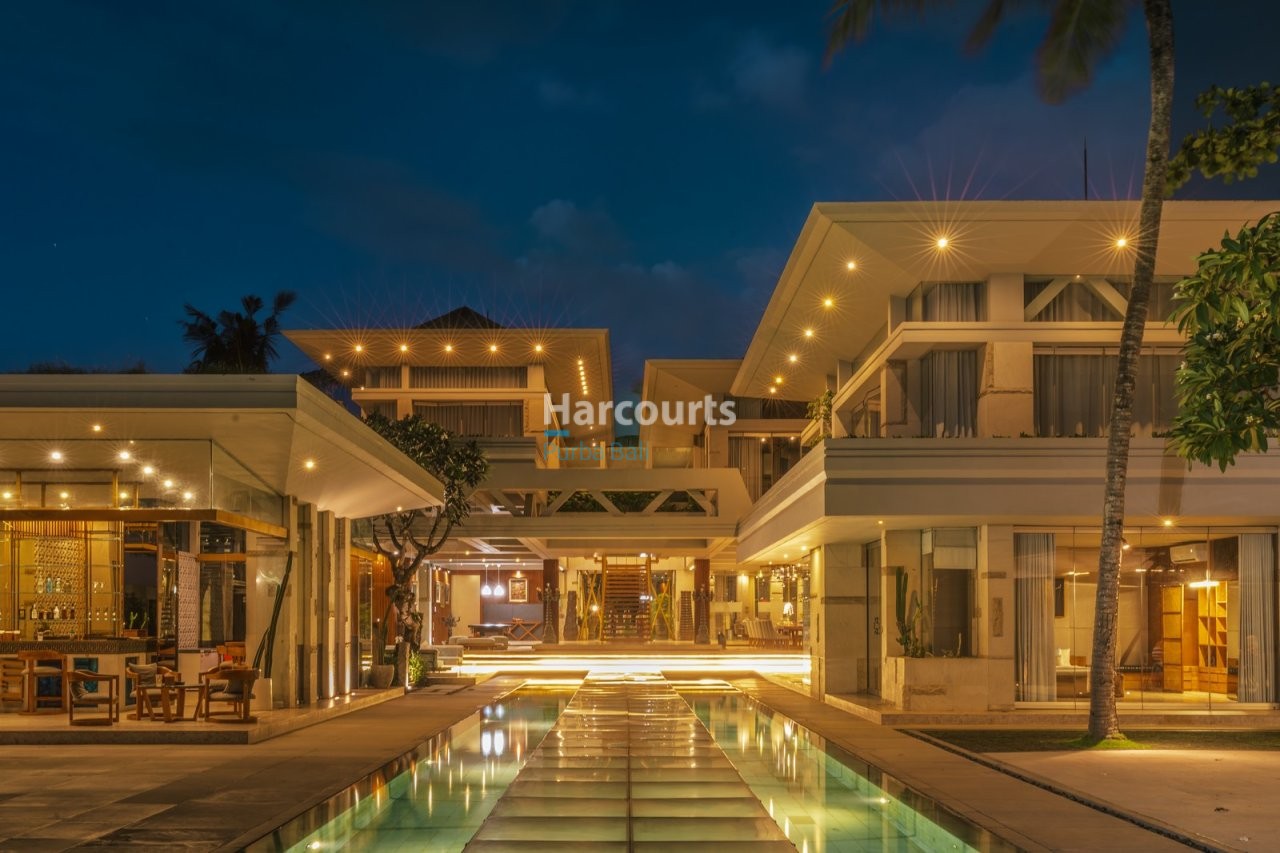 Spectacular Beachfront Freehold Villa Bali Home