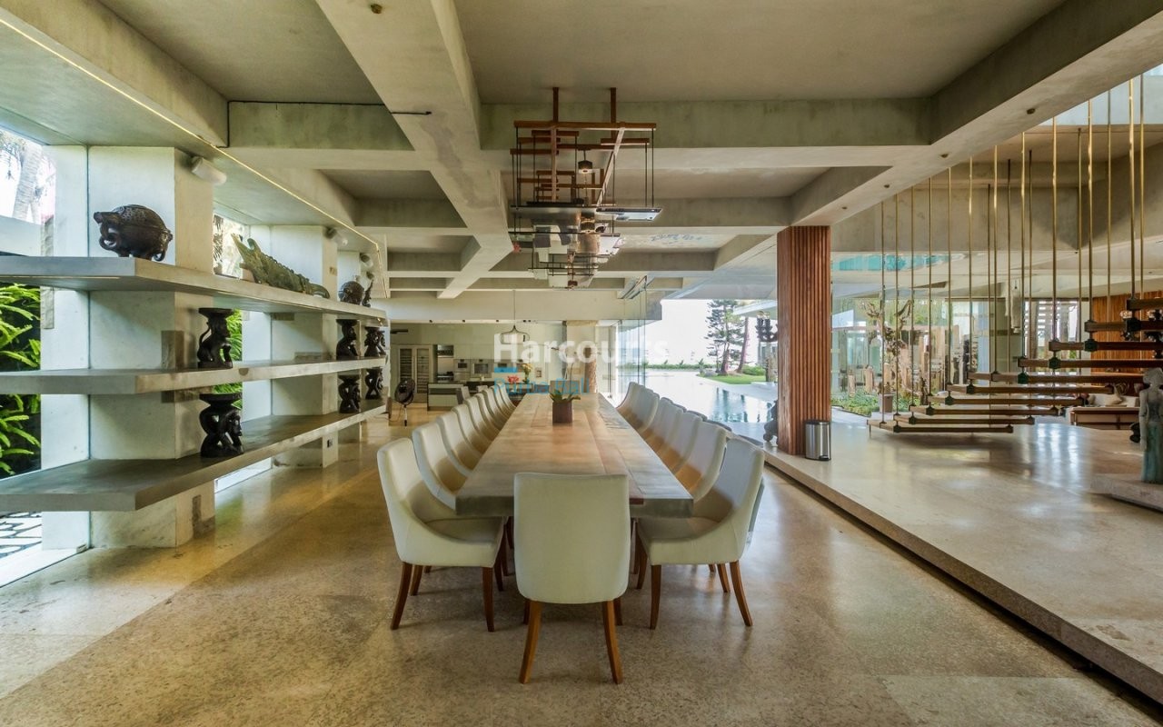 Spectacular Beachfront Freehold Villa Bali Home