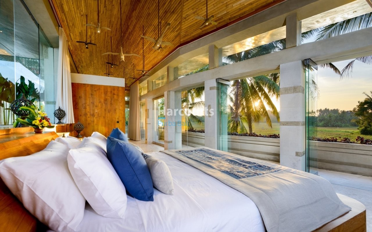 Spectacular Beachfront Freehold Villa For Sale