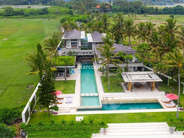 Spectacular Beachfront Freehold Villa Ricefield View