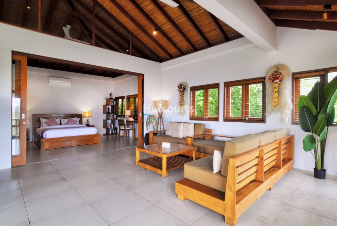This Classically Styled Modern Real Estate Bali