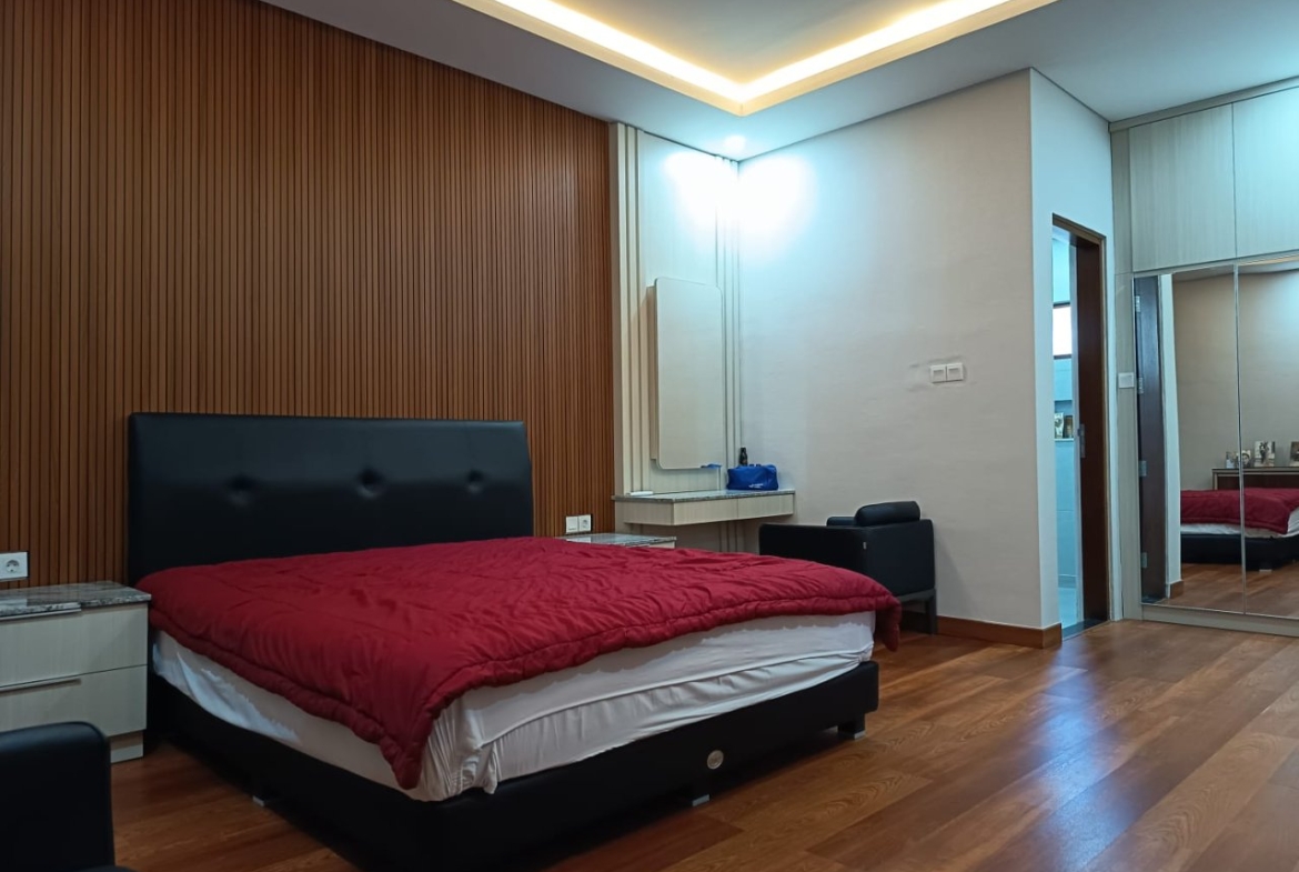 Completed This Stylish Two Storey Leasehold Opportunity