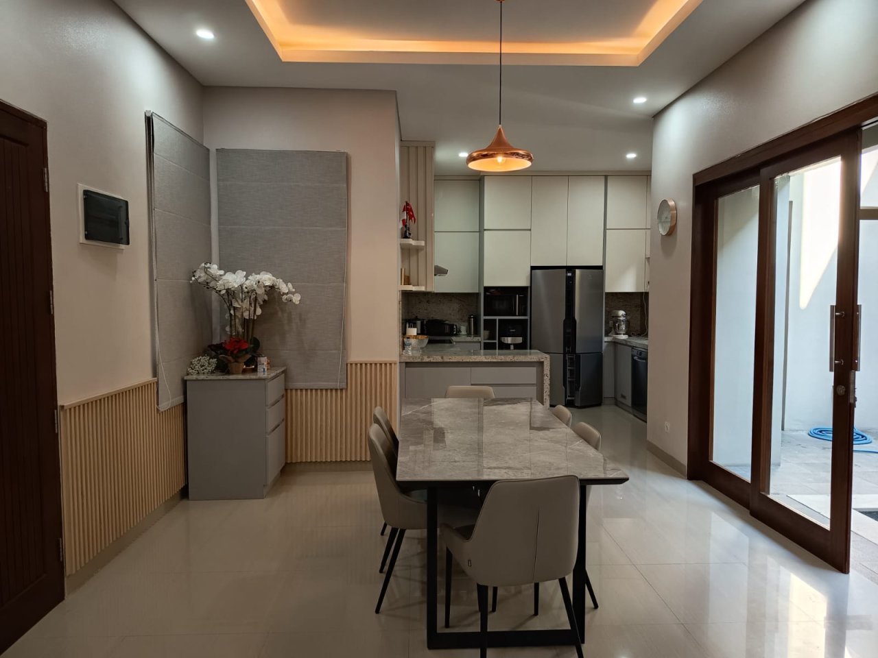 Completed This Stylish Two Storey Luxury Living