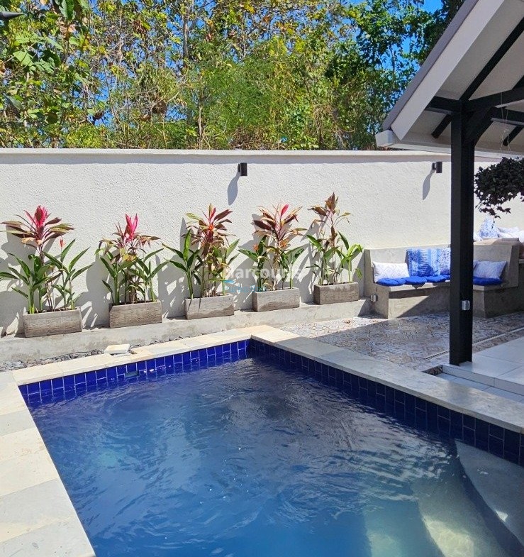 Discover Relaxed Contemporary Living Holiday Rental