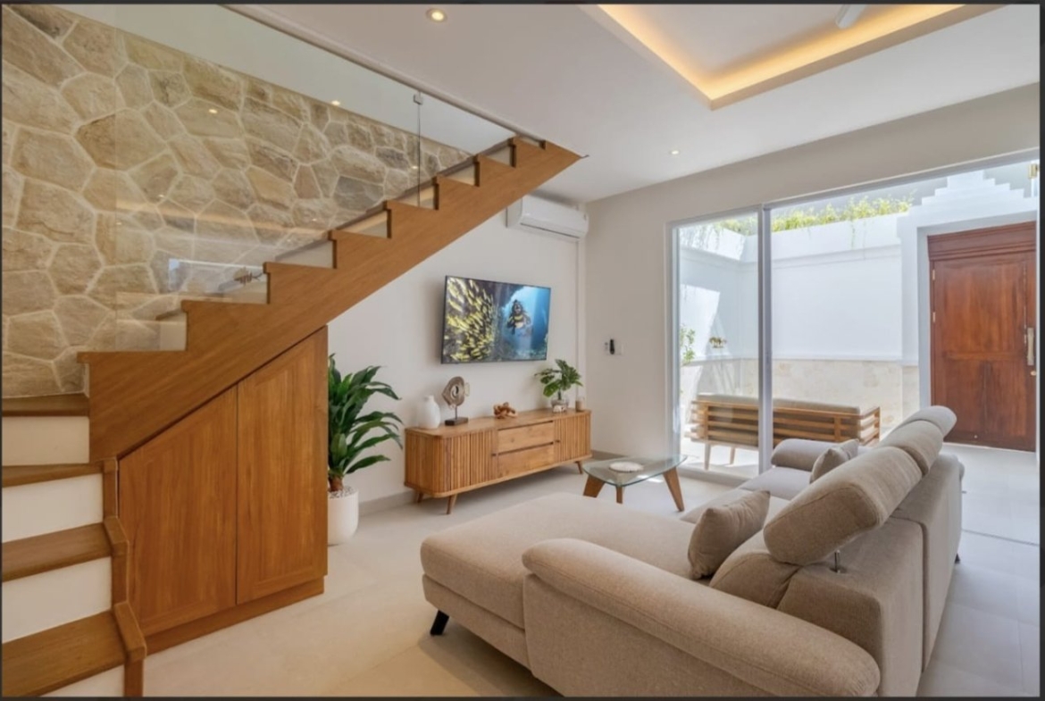 Experience Contemporary Tropical Living For Sale