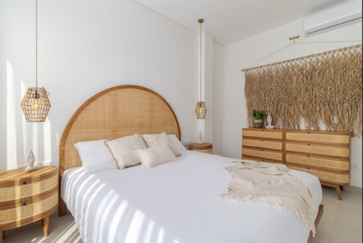 Experience Contemporary Tropical Living Luxury Living