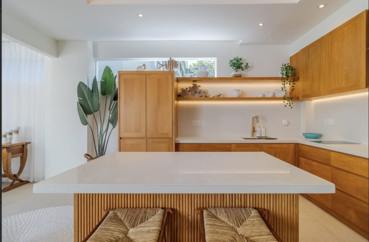 Experience Contemporary Tropical Living Property Investment