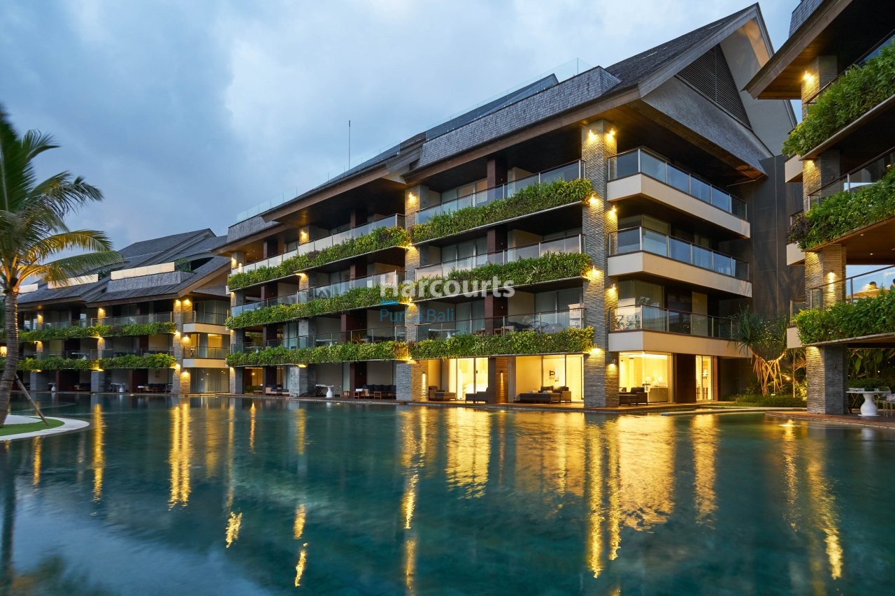 Experience Refined Resort Living Freehold Ownership
