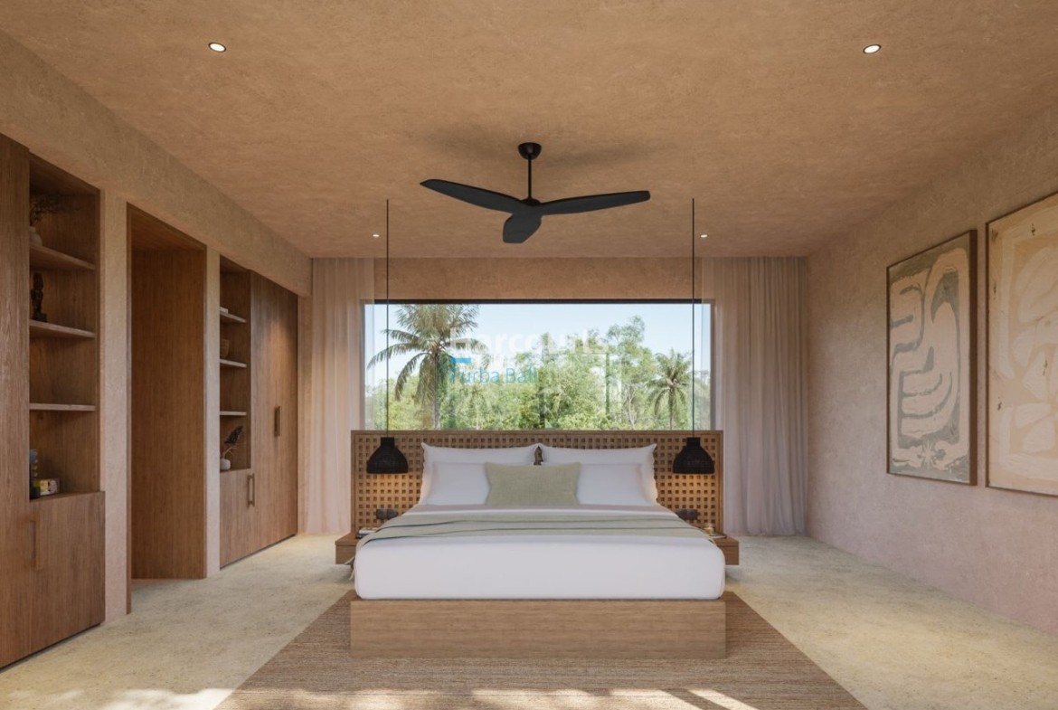 Just Meters From Pristine Leasehold Opportunity