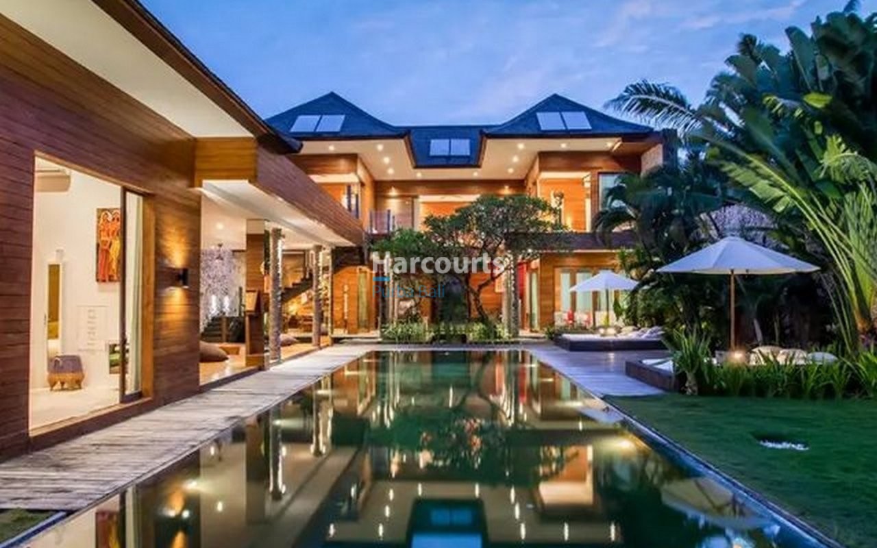 Luxurious Villas Like This Property Investment