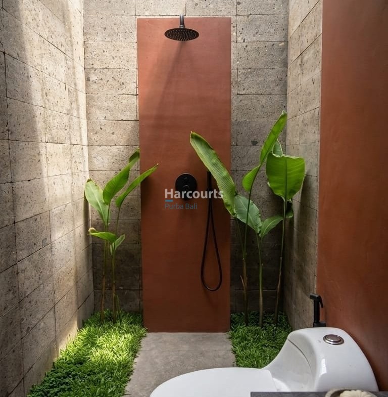 Positioned Convenient Coastal Neighbourhood For Sale