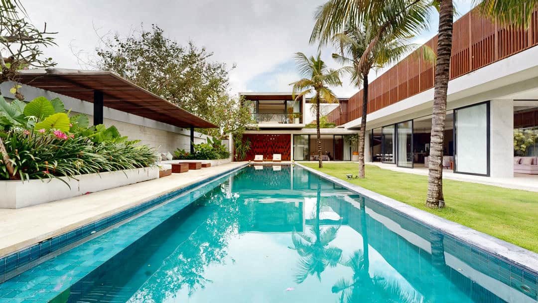 Set Within One Balis Tropical Modern