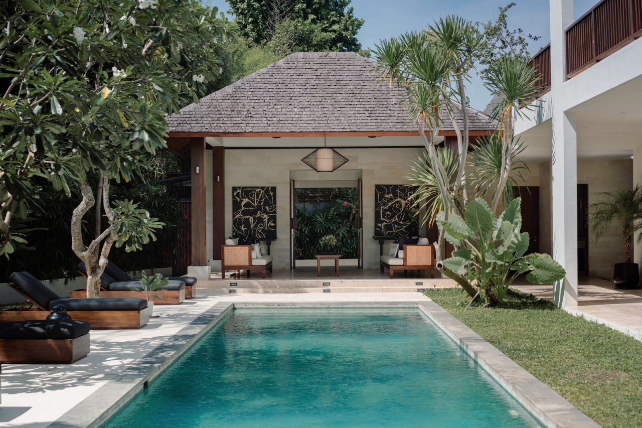 Substantial Luxury Villa Heart For Sale 1
