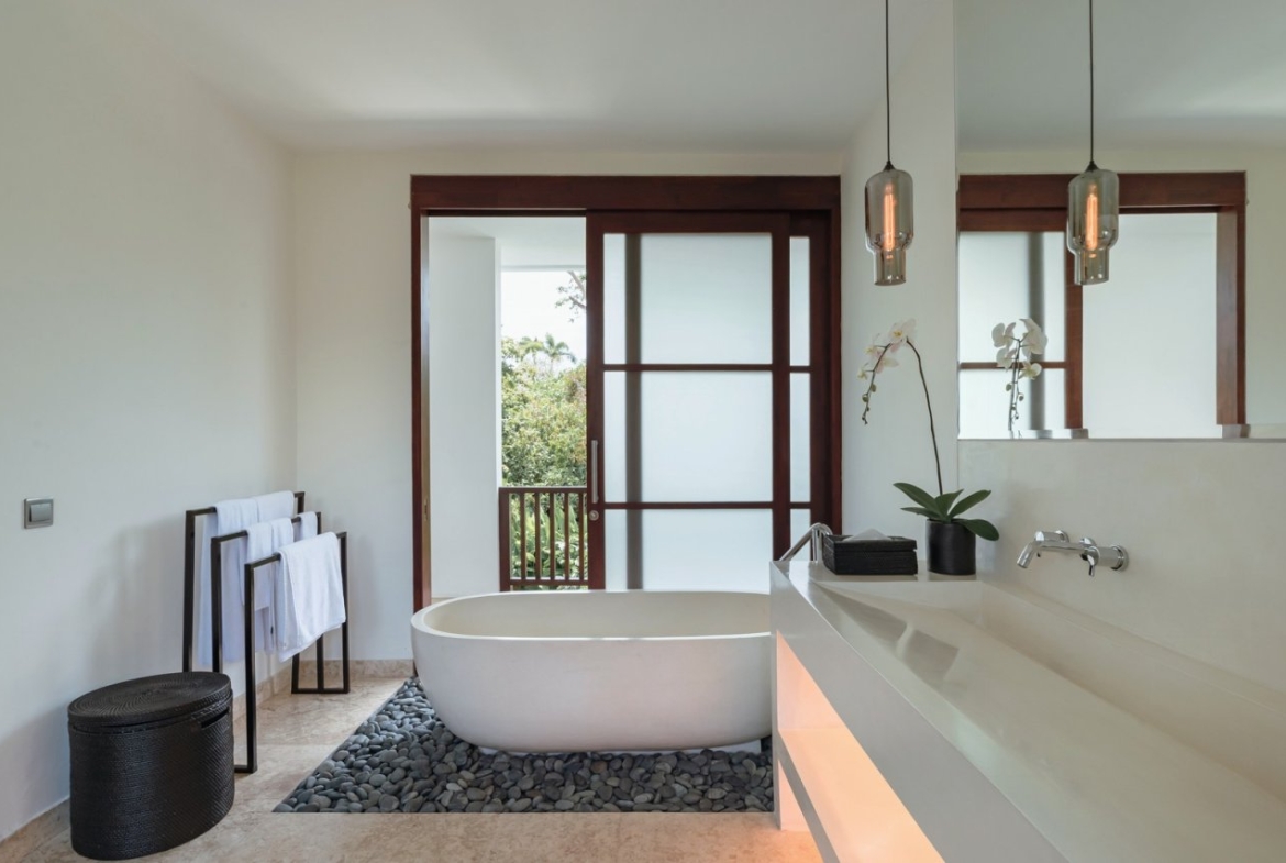 Substantial Luxury Villa Heart Holiday Rental