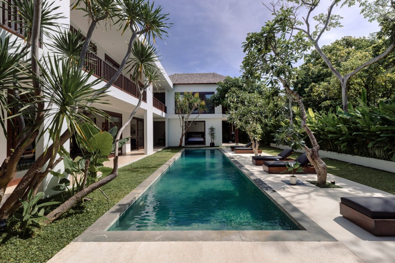 Substantial Luxury Villa Heart Luxury Living 1