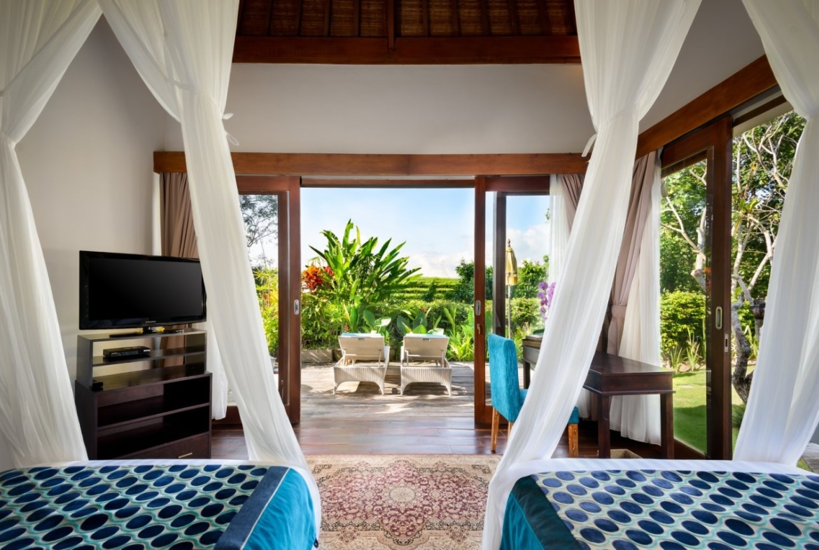 Ten Bedroom Freehold Estate Tropical Modern