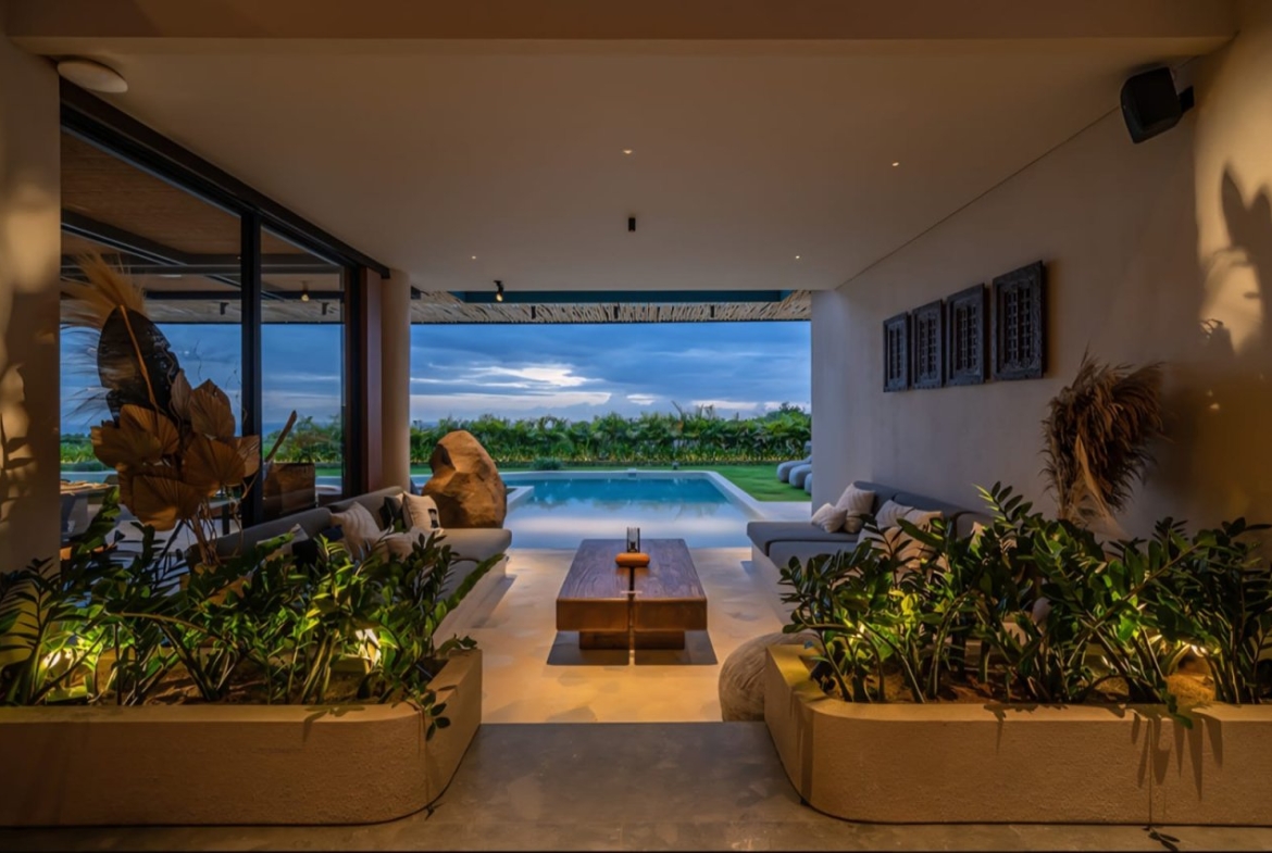 There Luxury Villas Then Ocean Breeze
