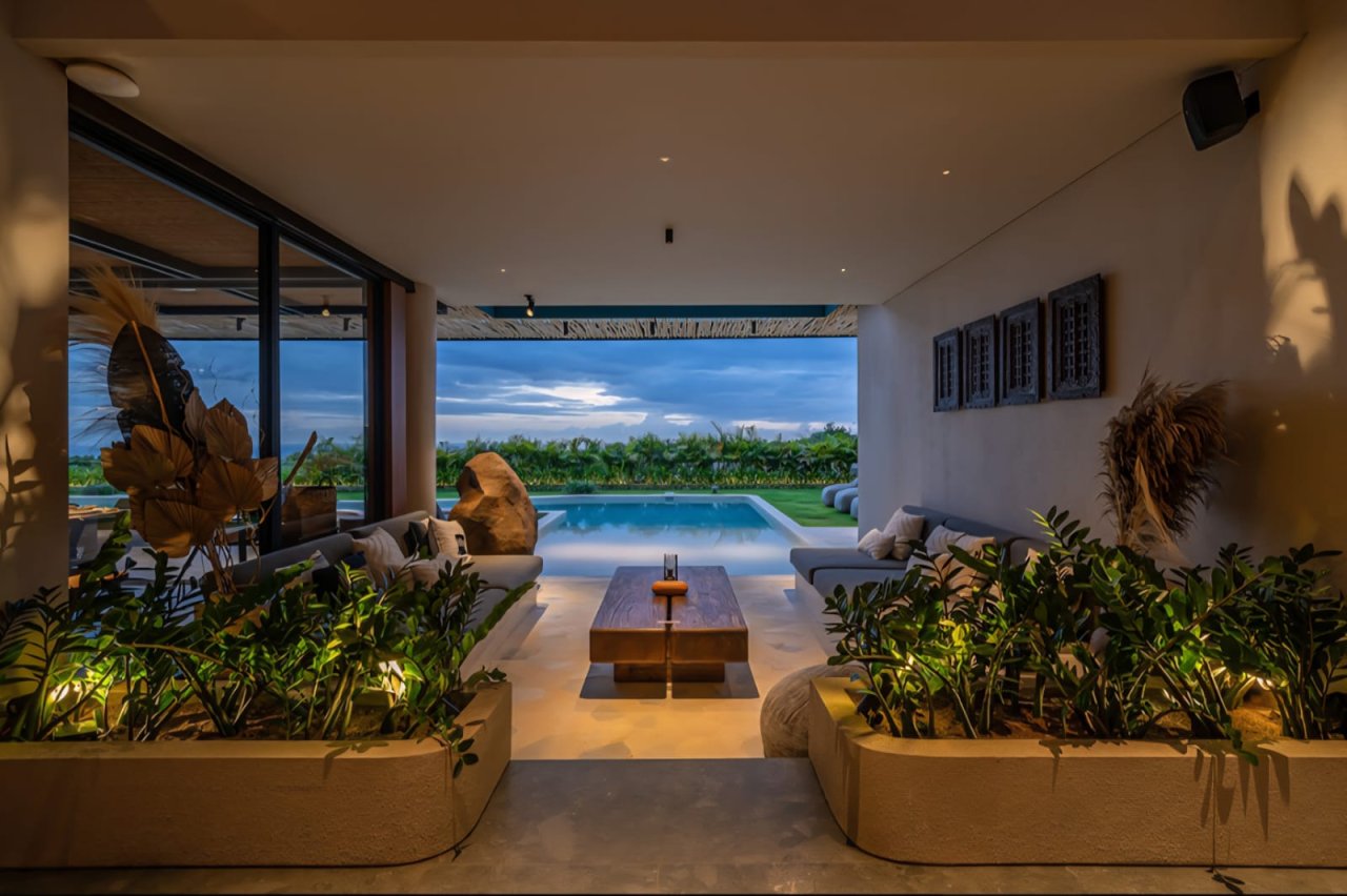 There Luxury Villas Then Ocean Breeze