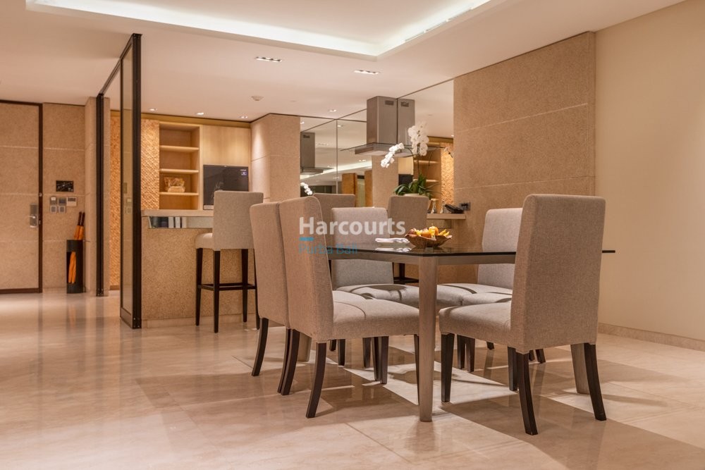 Title Luxury Two Bedroom Residence Ocean Breeze