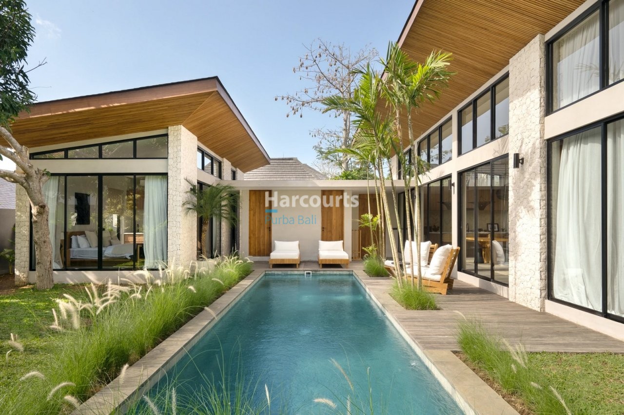 Title Turnkey Modern Tropical Tropical Modern
