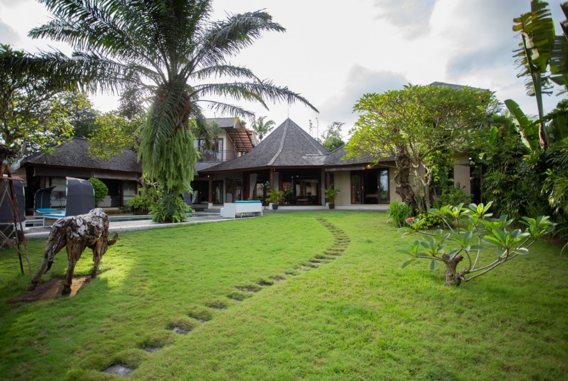 Set Sqm Freehold Land Luxury Living